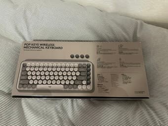 Logitech POP Keys Mechanical Wireless Keyboard (Mist Gray) 3