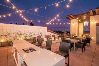 Furnished Sublet at Stanford Colonnade Apartments - March to June 2