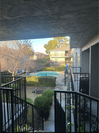 Room with own bathroom in 2B/2BR 3