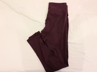 Uniqlo shirt + Aerie leggings 2