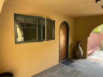Room for rent w/bathroom, private entrance in Portola Valley 1