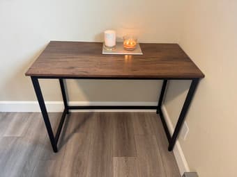 Desk and Desk Chair for sale 1