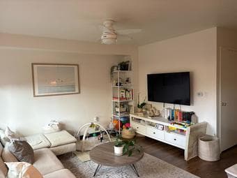 ON CAMPUS - 3B/1B Apartment - Available June - August - 3300$ 1