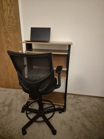 Standing Desk + Tall chair for Standing Desk 1