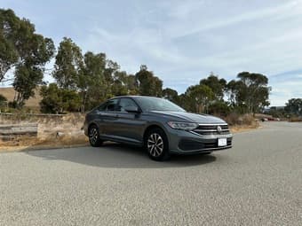 2023 VW Jetta. Great on gas! $150 per week 1