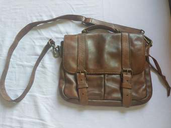 Leather messenger bag (Roots tribe) 1