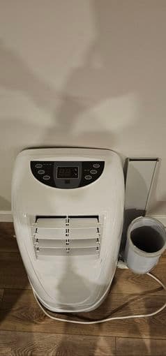 8,000 BTU 3-in-1 Portable Air Conditioner, Fan, Dehumidifier w/ Remote 3