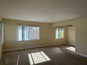 Looking for a female roommate TODAY to apply to Menlo Park apartment! 3