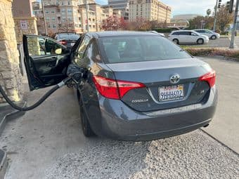 For Sale: 2019 Toyota Corolla LE – ~82K miles 3
