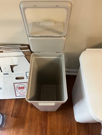 Selling Ikea Kitchen Trash bin Hallar with 9 gallon volume 2