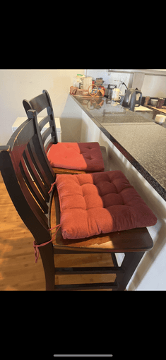 2 kitchen chairs or barstools 1