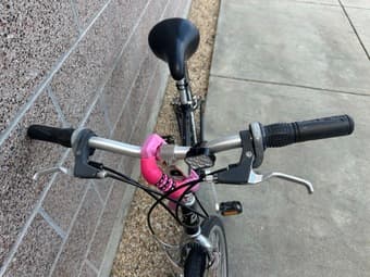 Black 730 Trek Mountain Bike, 21 spd, 15" frame + lock & lights 2