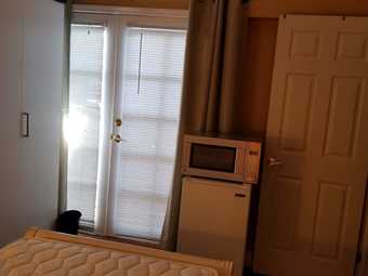 Furnished room for rent West of Redwood City 2
