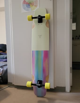 Landyachtz longboard (almost new) - free helmet + protection gears 1