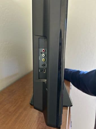 32 “ Philips flat screen TV with power-cord and remote 3