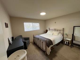 Availble 4/5 - 1 Bed 1 Bath w/ Patio Palo Alto 2