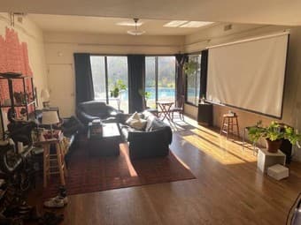 $1960 - Huge room with the most peaceful shower! APRIL-JULY 4