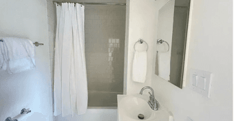 Studio in Downtown Palo Alto 3