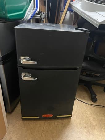 Mini fridge/freezer 1