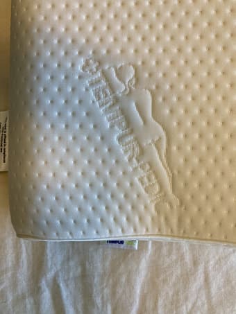 Selling a Tempur-pedic ergo neck pillow (never used) 2