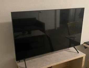 43" Samsung 4K Smart TV 1