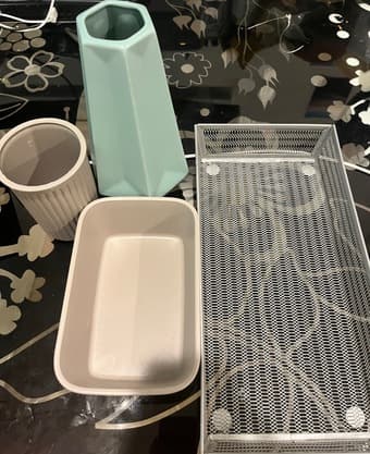 Brita, utensil rack, vase and assorted items 3