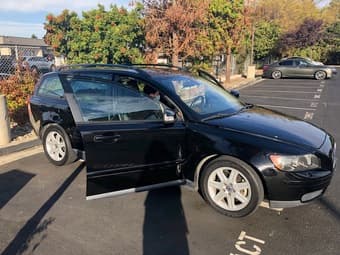2007 Volvo Station Wagon For Sale Mid-May 1
