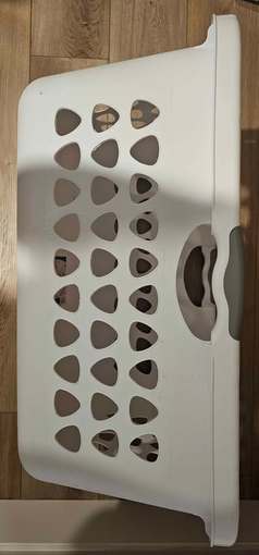 Sterilite Ultra - 2 Bushel Plastic Laundry Basket - MUST go! 1