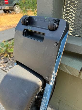 Selling Onewheel XR+ with accessories < 10miles 4