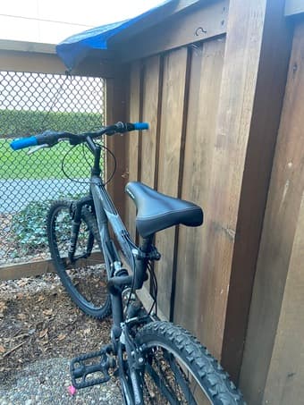 Bike with lock for sale 2