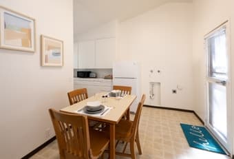 Room in EV lowrise available from this Fri Mar 28th for spring quarter 3