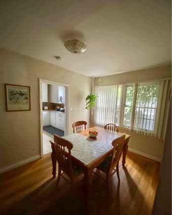 Room for Rent in 3bd/1.5ba in Mountain View 4