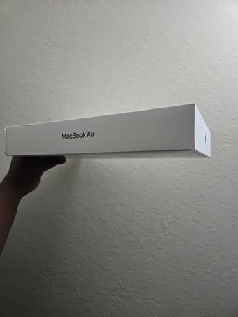 MacBook Air Box (not macbook device) 1