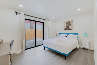 红木城 靠近斯坦福校区 侧卧单间招租四卧室两浴室房屋中的房间 4