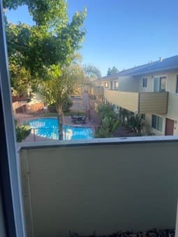 Room Available for Rent in Shared 2Bed,1Bath for June, July 3