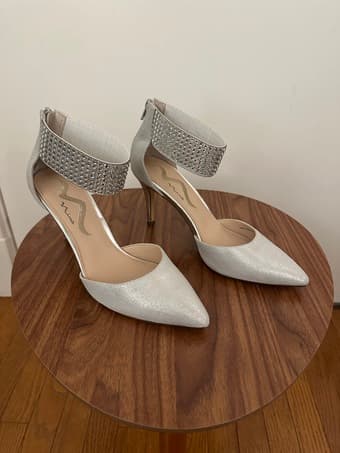 LOTS of women's shoes, size 8 4