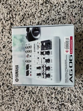 Yamaha AG06 6-ch sound Mixer 1