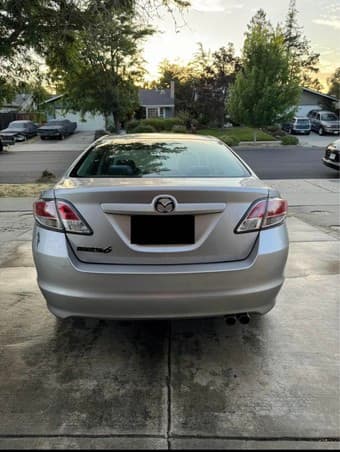 Selling Mazda 6 sedan for cheap!! 4