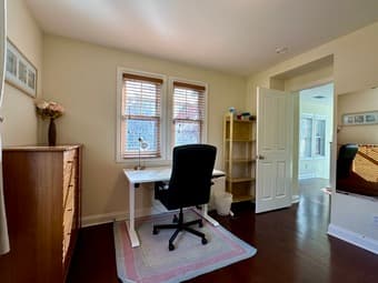 On-campus furnished bedroom in a beautiful house-move in ready 2