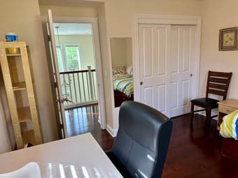 On-campus furnished bedroom in a beautiful house-move in ready 3
