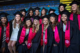 want to buy red graduation stole !!!!! 1