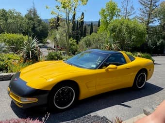 04 Chevrolet Corvette 2D coupe 1