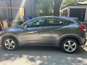 Car Available for Spring/Summer (May-Sep) 4