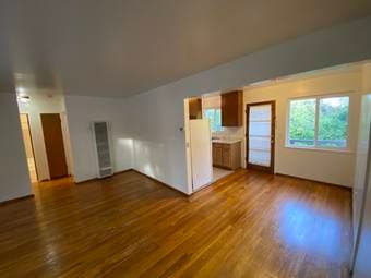 Spacious 1br/1ba apartment in College Terrace 1