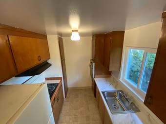 Spacious 1br/1ba apartment in College Terrace 3