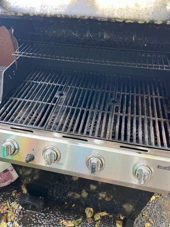 Selling Used Grill with propane tank 2