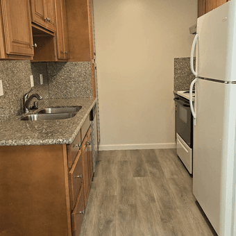 [For Rent] Mountain View 1B/1B Apartment (650 sqft) (recently renewed) 2