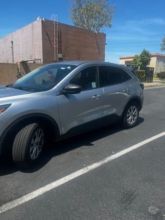 Lease Transfer: 2023 Ford Escape Hybrid + $1,000 Incentive + WearCare 2