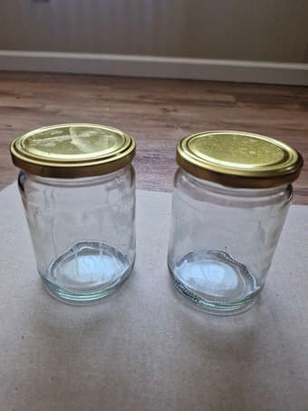 Kitchen ware and storage items for sale - Move out sale ( 1