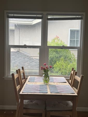 Room in a 2BR/1BA Apartment in Menlo Park, available July 1st 2